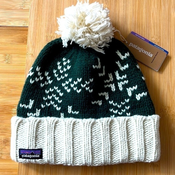 Brand New Patagonia Women's Snowbelle Beanie Wool Pom Hat Evergreen Flakes - Picture 14 of 14
